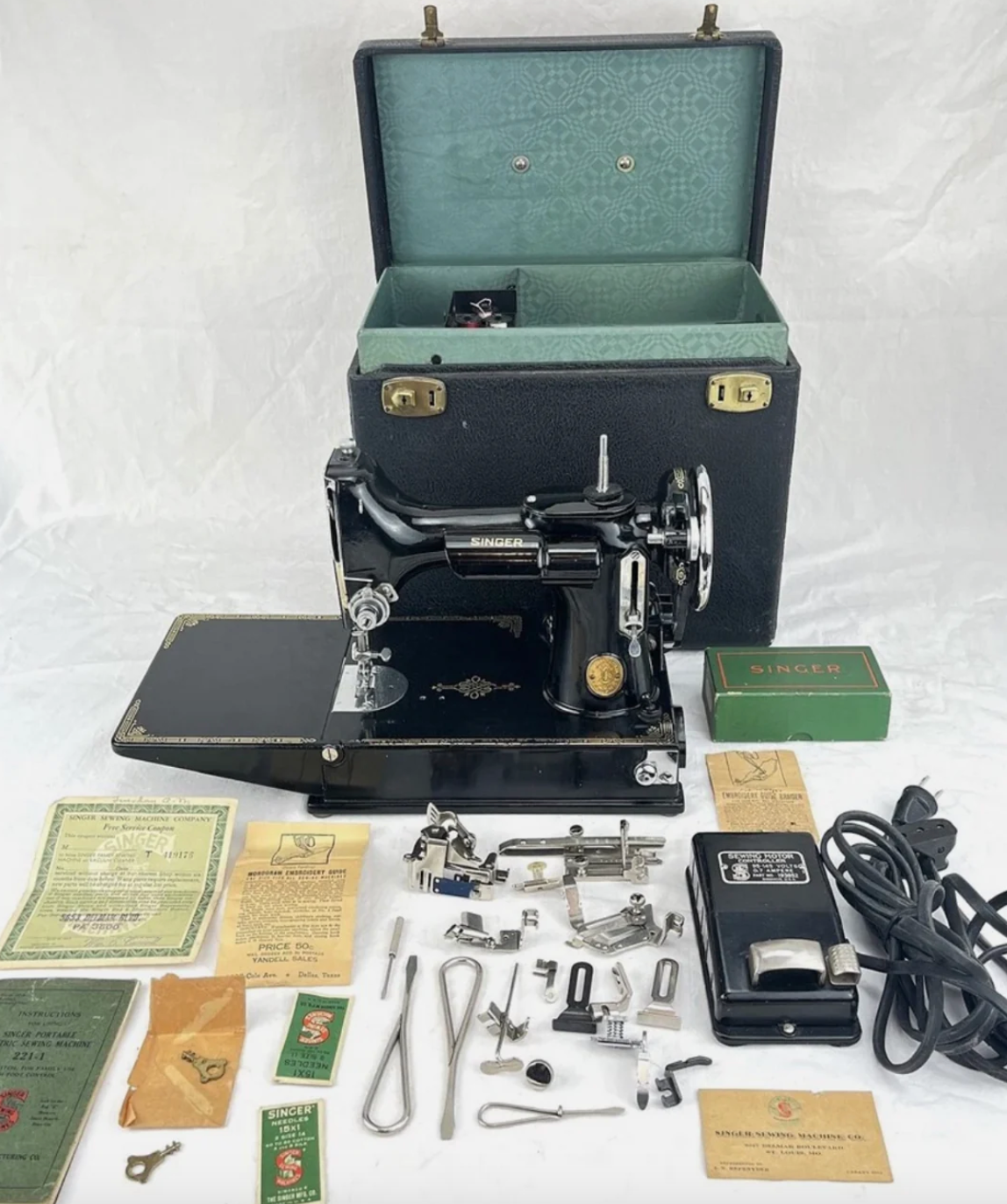 221 Featherweight Sewing Machine – Lightweight, Serviced, with Case & Accessories