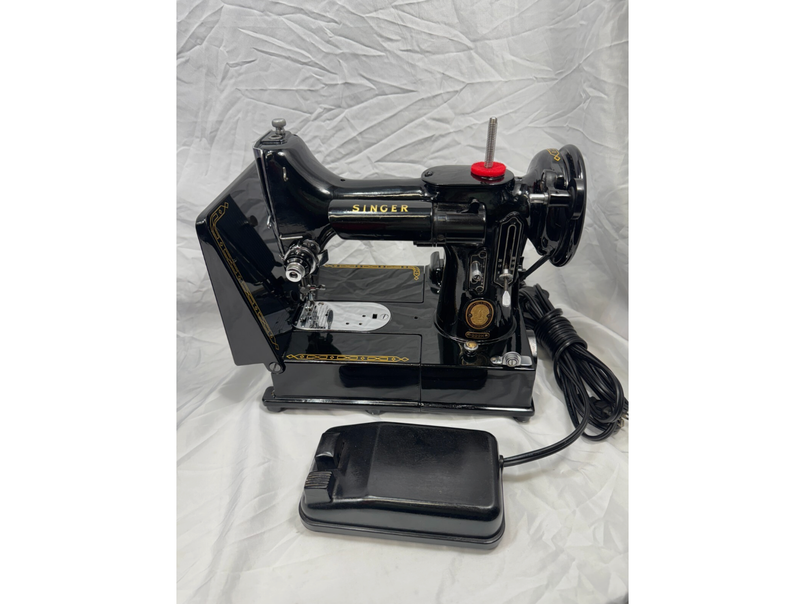 Featherweight 222k Sewing Machine, Purple Case